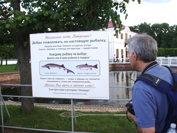 Vince reading Russian sign